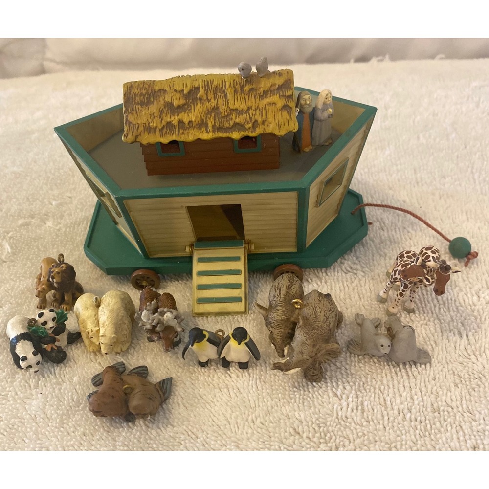 Hallmark 1994 Noahs Ark Keepsake Ornament Set with 9‎ Animal Pairs Vintage